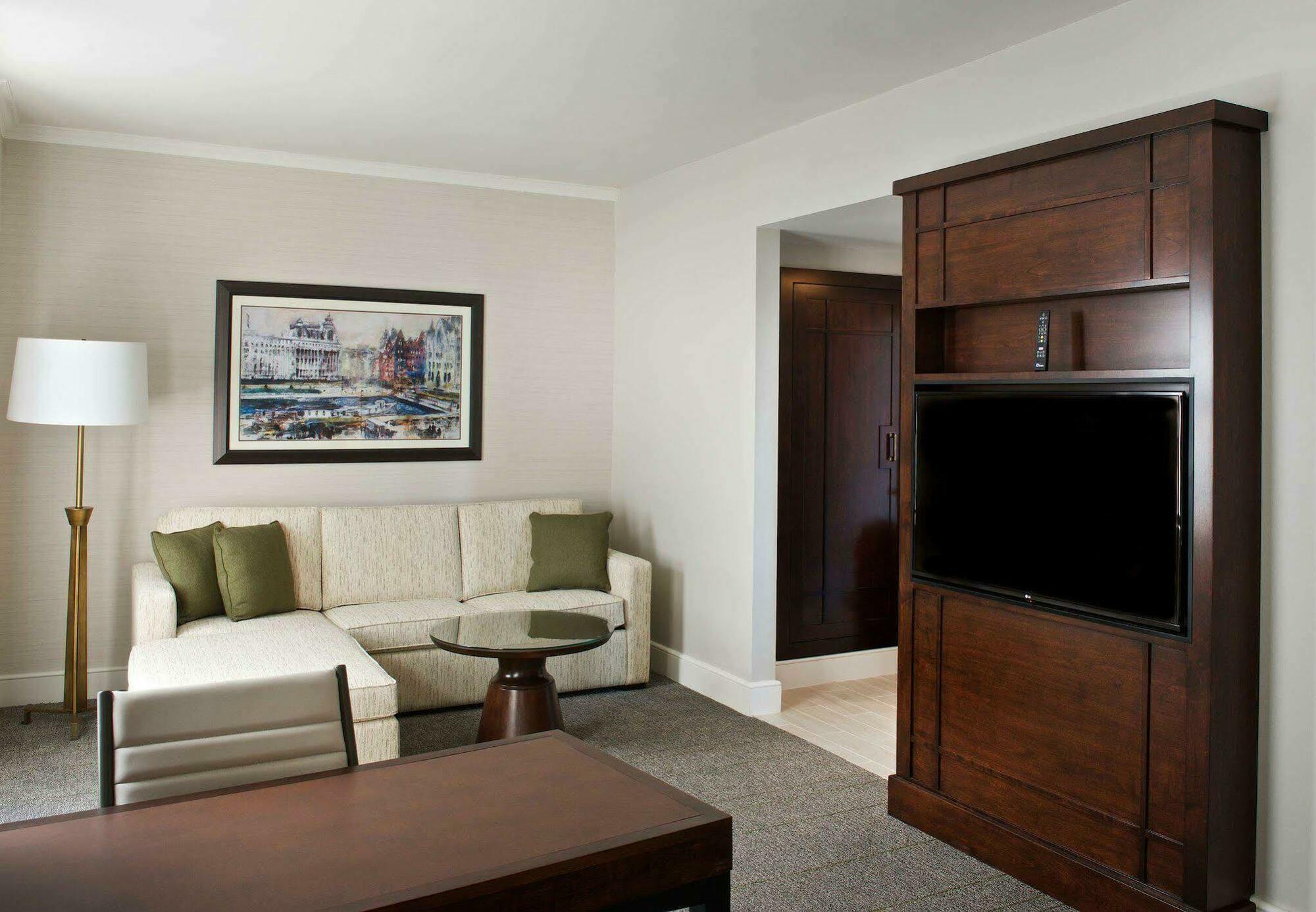 Hotel Marriott Syracuse Downtown Esterno foto